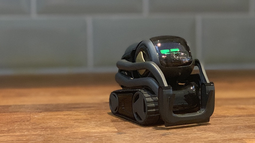 Anki Vector Review: A Bot With a Big Brain but Small Ambitions